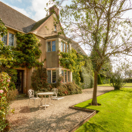 Mallory Court
