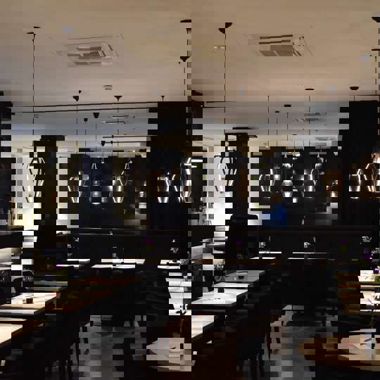 Restaurant2