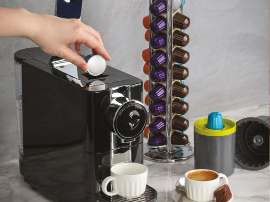 86297 Cafe Plus Coffee Machine Black Lifestyle 2